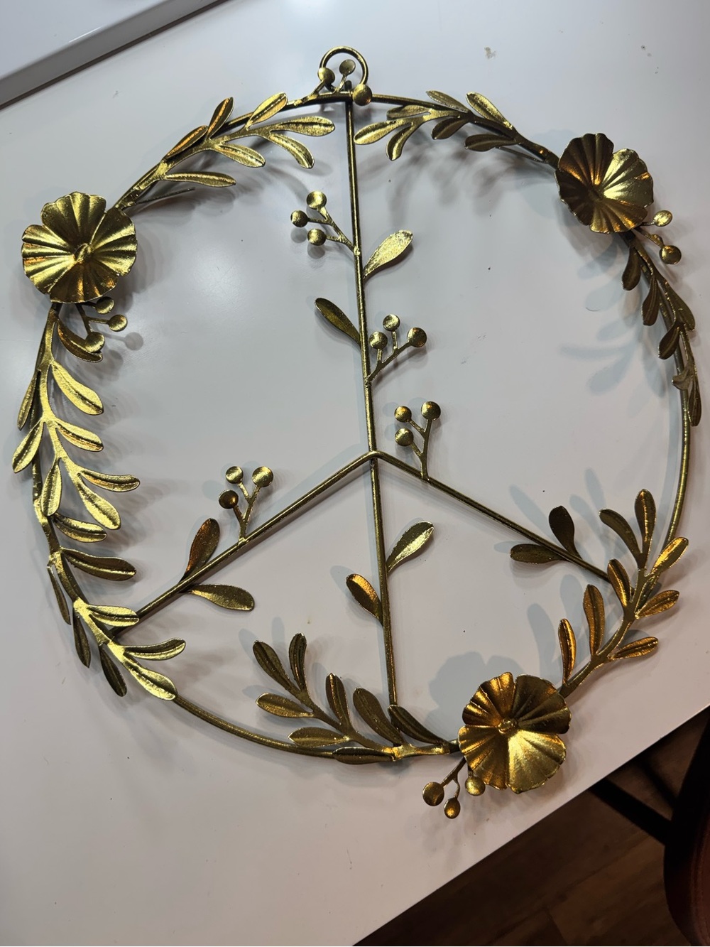Gold Metal Leaf Wreath Wall Decor - Elegant Home Accent